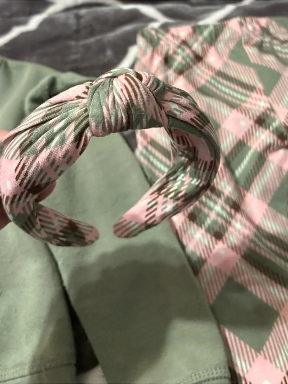 btween Olive Green and Pink Fox Plaid Girls Set with Headband - Picture 3 of 4